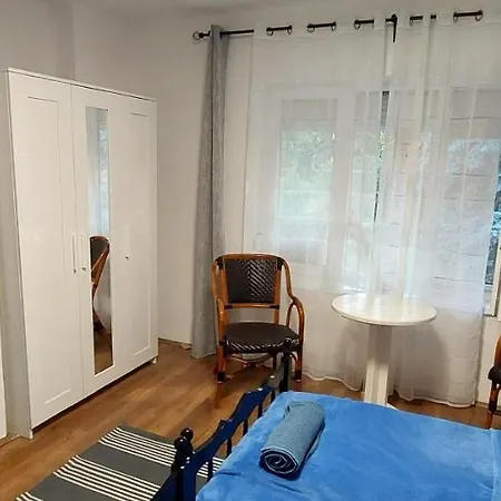 Διαμέρισμα Kikoeto Vendeghaz Badacsonytördemic