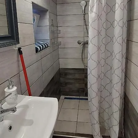 Διαμέρισμα Kikoeto Vendeghaz *