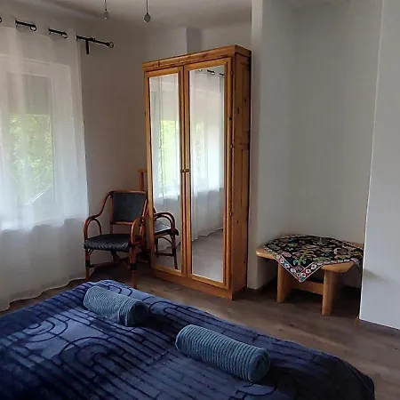 Kikoeto Vendeghaz * Badacsonytördemic